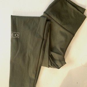 Fleo Olive 7/8 leggings